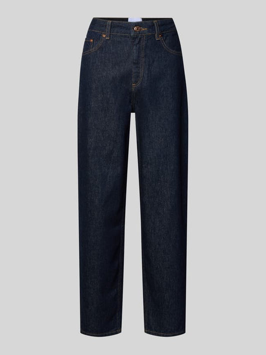 Blue Denim in modernem Barell-Schnitt und hoher Taille - curated by Maja Weyhe - Jeansblau