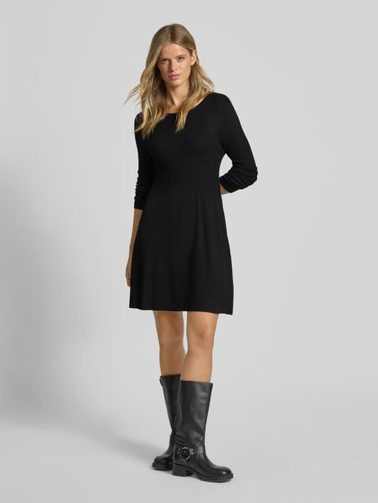Leicht ausgestelltes Strickkleid aus Viskose-Mix Modell 'ALMA' - Black