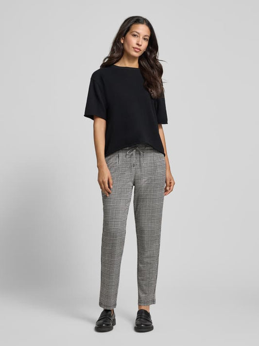 Regular Fit Stoffhose mit Viskose-Anteil - Black