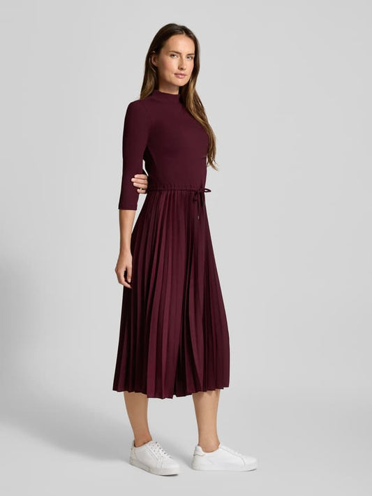 Tailliertes Freizeitkleid aus Viskose-Mix  - Bordeaux